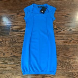 $695 DSQUARED2 blue fitted bodycon mini dress